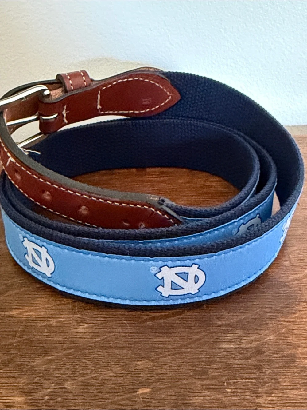 Men’s University of North Carolina Tar Heels Logo Web Belt Size 46